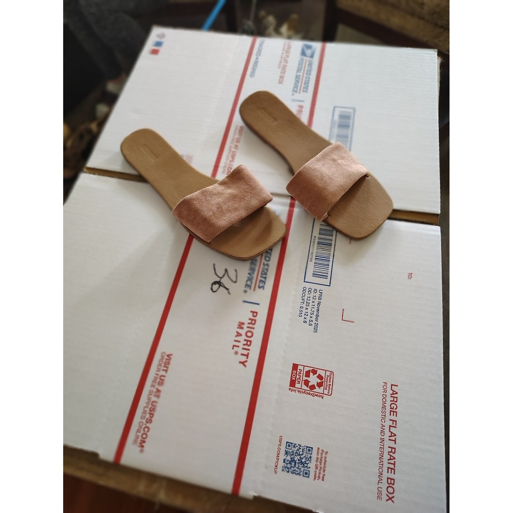 Forever 21 Women Tan Blush Pink Faux Suede Square Toe Slide‎ Sandals Size 8